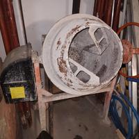 BETONIERA PER CEMENTO