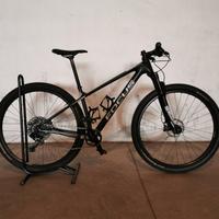 MTB carbonio Focus Raven 8.6 - 29" - M