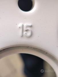 4 cerchioni Bianchi da 15 pari al nuovo