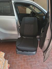 Sedile girevole elettrico Braunability