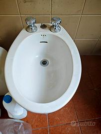Sanitari: lavabo, wc e bidet