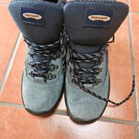 scarpe da montagna 