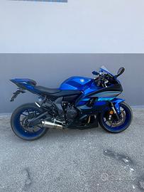 Yamaha YZF - R 7