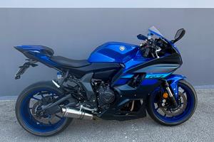 Yamaha YZF - R 7