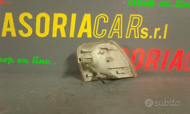 Ricambio Lampada direzione ant. Sinistro VOLKSWAGE