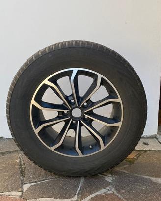 Gomme gran  cherokee invernali 265/60/18 +cerchi