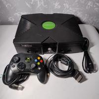Xbox classic con controller e cavi