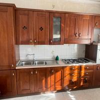 cucina+armadio+vetrinetta+credenza