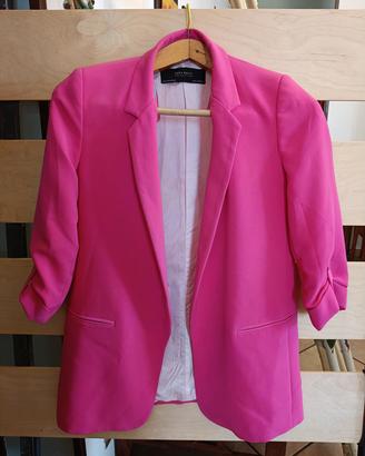 Blazer fucsia Zara Basic con maniche arricciate