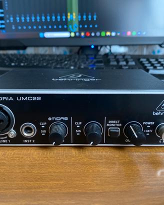 behringer umc22