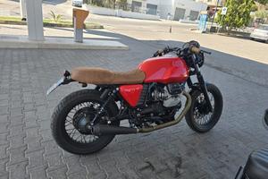 guzzi v7 classic 750
