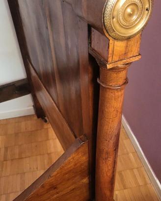 letto a barca autentico di inizio XIX secolo