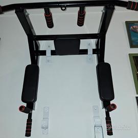 Attrezzo per trazioni