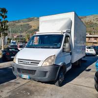 Iveco daily 2.3 mtj con sponda idraulica