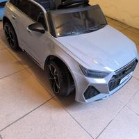 Macchinina elettrica per bambini