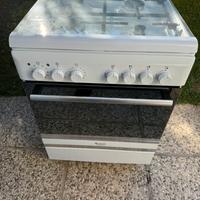 Cucina Hotpoint ariston