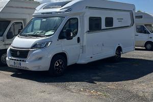 Camper Weinsberg carasuite 650 Meg