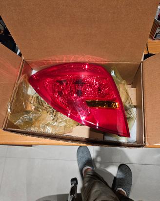 Fanale posteriore sx Opel meriva B