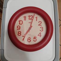 Orologio da parete BINO rosso, design LORENZ