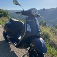 Vespa 300 gts super tech