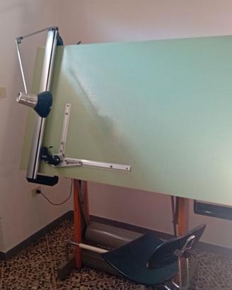 Tavolo da disegno vintage