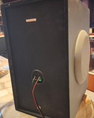 SUBWOOFER 