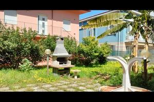 Appartamento a 100m dal mare