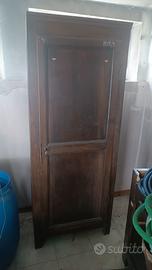armadio antico in legno