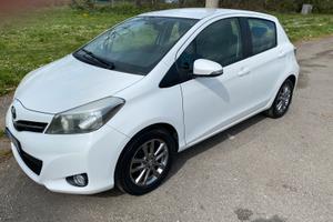 Toyota Yaris 5 p benzina