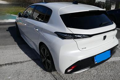 PEUGEOT 308 BlueHDi 130 S&S EAT8 Allure