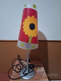 lampada abat jour da comodino o scrivania 