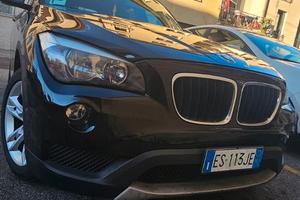 BMW X1 2013  sDrive18d 