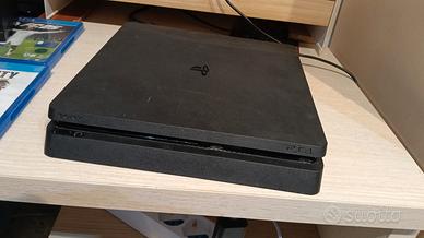 PlayStation 4 + controller + 10 giochi