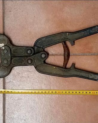 VECCHIO ARNESE PINZA TAGLIA PIASTRELLE VINTAGE