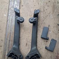 COPPIA BRACCIOLI PANNELLI PORTA LANCIA DELTA -