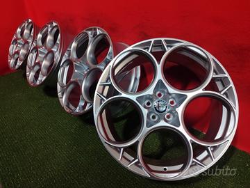 Cerchi Alfa Romeo Quadrifoglio Stelvio Original 21