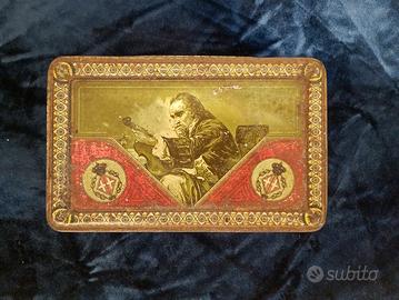 Scatola in latta d'epoca