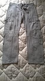 Pantaloni con tasconi skelton