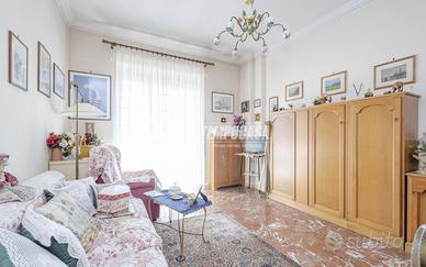 TRILOCALE PIANO ALTO CON DOPPIA ESPOSIZIONE