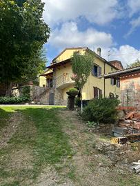 Villa di 150 m² con 4 locali e box auto a Pellegri