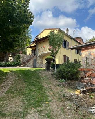 Villa di 150 m² con 4 locali e box auto a Pellegri