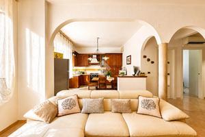 5 LOCALI A SAVONA