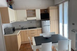 Vicino mare/pza Milano/nuovo/camera+stanza/4 letti