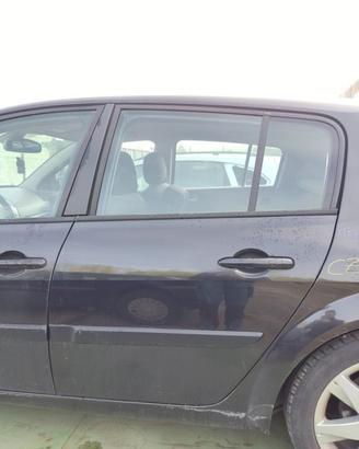 Porta posteriore sinistra RENAULT MEGANE del 2006