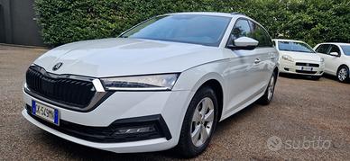 Skoda Octavia 2.0 TDI EVO SCR DSG Wagon Sportline