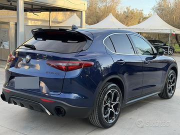 Alfaromeo Stelvio Q4 Veloce