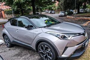 Toyota C-HR 1.8 Hybrid 