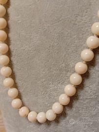 Collana corallo bianco rosato