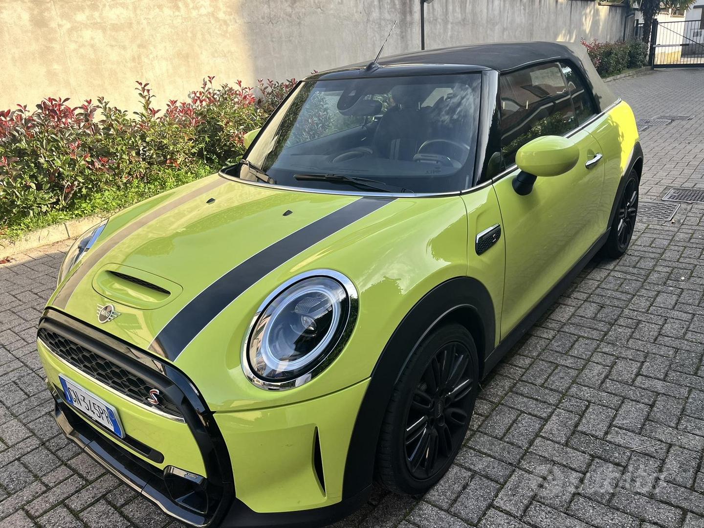 Mini Mini Cabrio (F57)