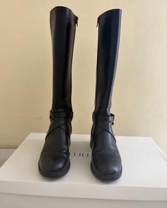 Stivali donna o anche bambina nero ecopelle n.36